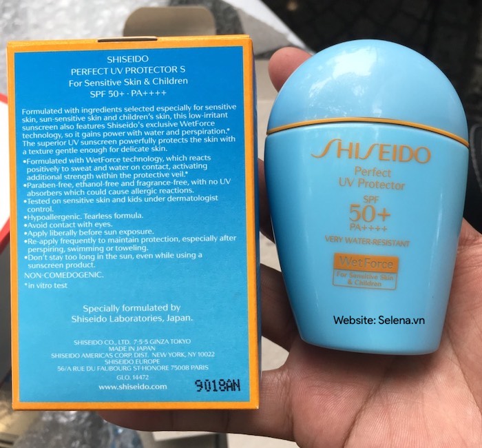 Shiseido Global Suncare Perfect Uv Protector S chống nắng SPF 50+ PA++++ giúp bảo vệ da khỏi tia UV cho làn da nhạy cảm và em bé