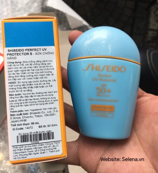 Shiseido Global Suncare Perfect Uv Protector S chống nắng SPF 50+ PA++++ giúp bảo vệ da khỏi tia UV cho làn da nhạy cảm và em bé