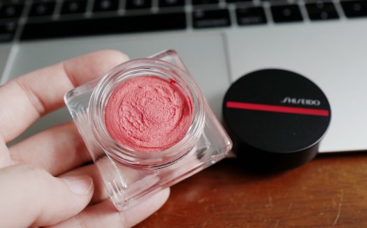 Phấn má hồng Shiseido Minimalist Whippedpowder Blush dạng kem 5gr