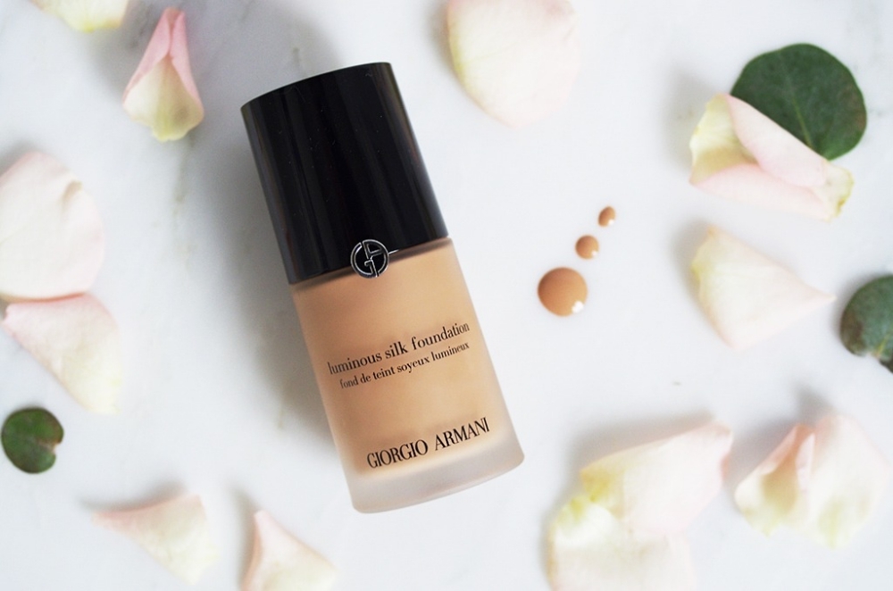 Kem nền của Giorgio Armani